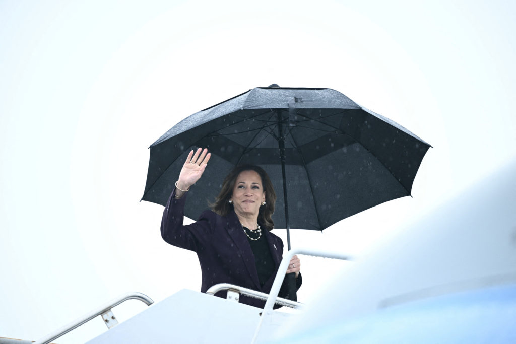VP Harris boards Air Force Two in Houston, Texas