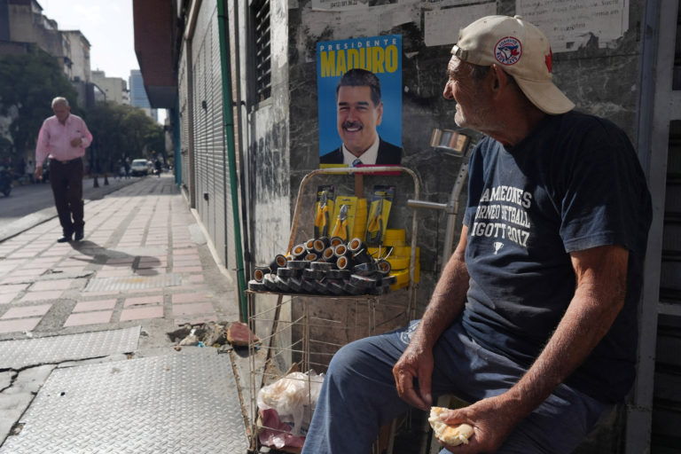 Venezuelans prepare to vote in the presidential election