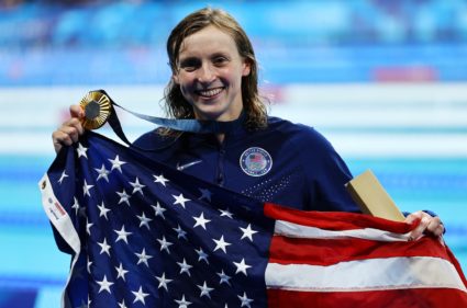Swimming - Women's 1500m Freestyle Victory Ceremony