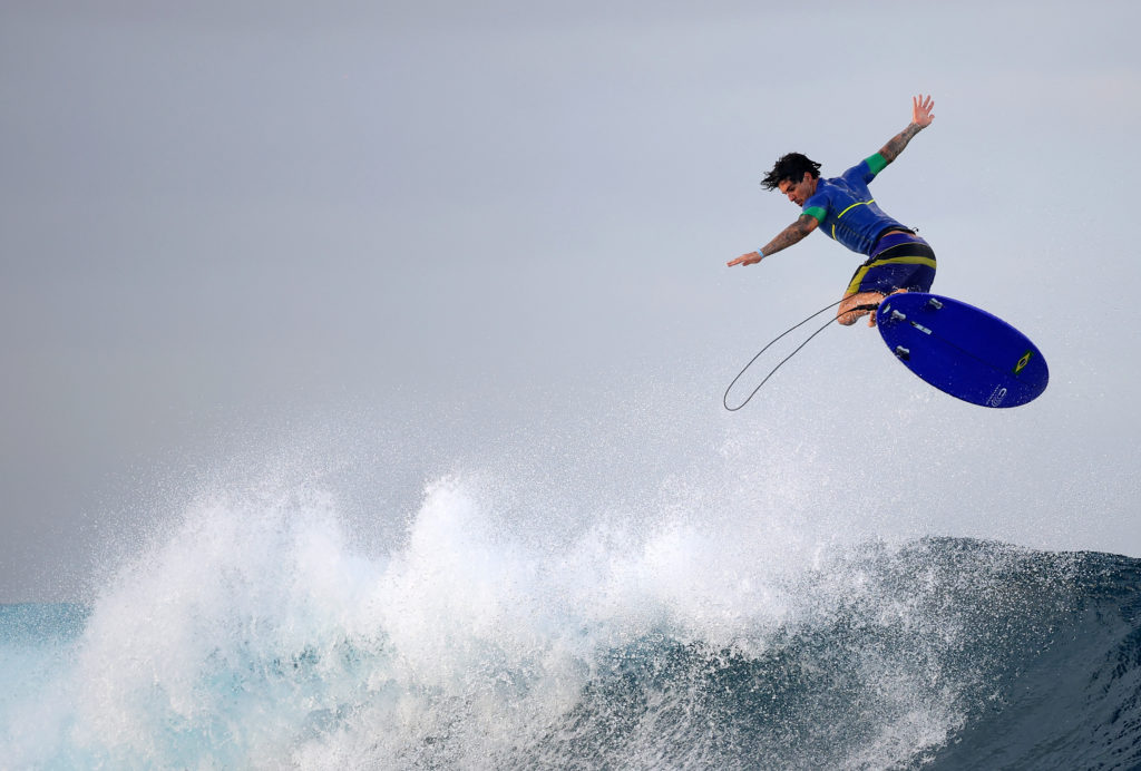 Surfing - Men's Quarterfinals - Heats
