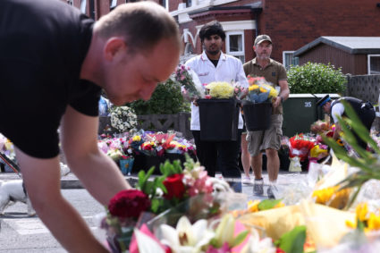 UK government warns of tough response to far-right protests as police prepare for more unrest