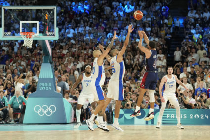 Team USA defeats France to win fifth straight gold medal in men's basketball