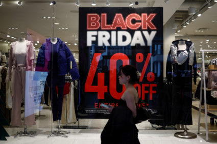 Retailers hope bigger Black Friday deals energize holiday shoppers
