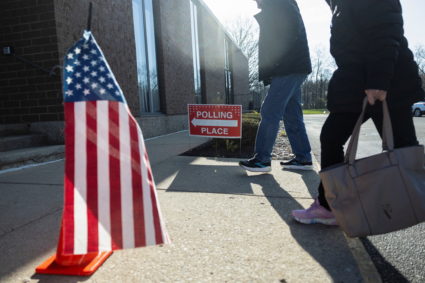Democratic and Republican parties hold primary elections in Ohio