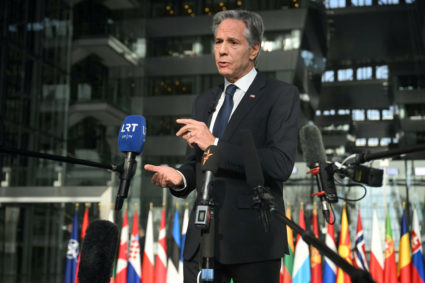 News Wrap: Blinken pledges to rush aid to Ukraine in Biden administration's final months