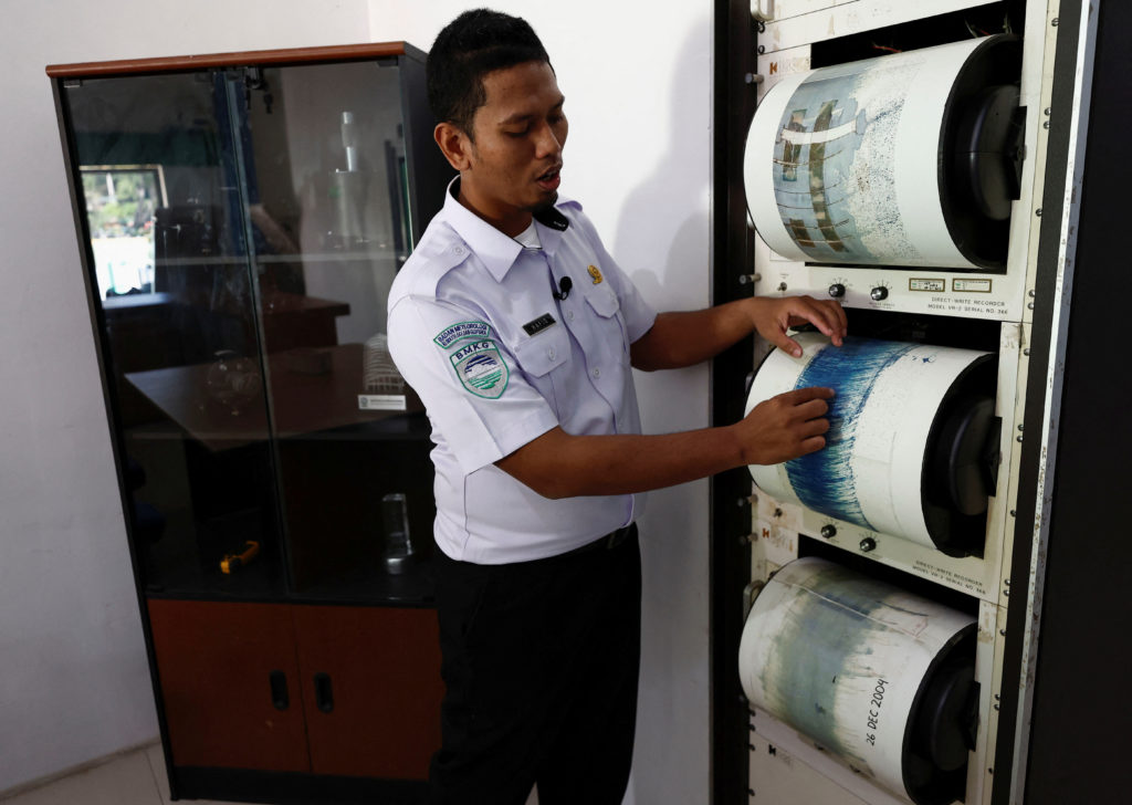 New tsunami warning device, a beacon of hope for Indonesians in Aceh