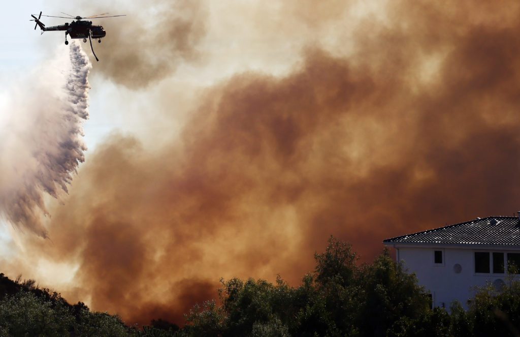 Franklin Fire Spreads Quickly 5 Miles North Of Downtown Malibu