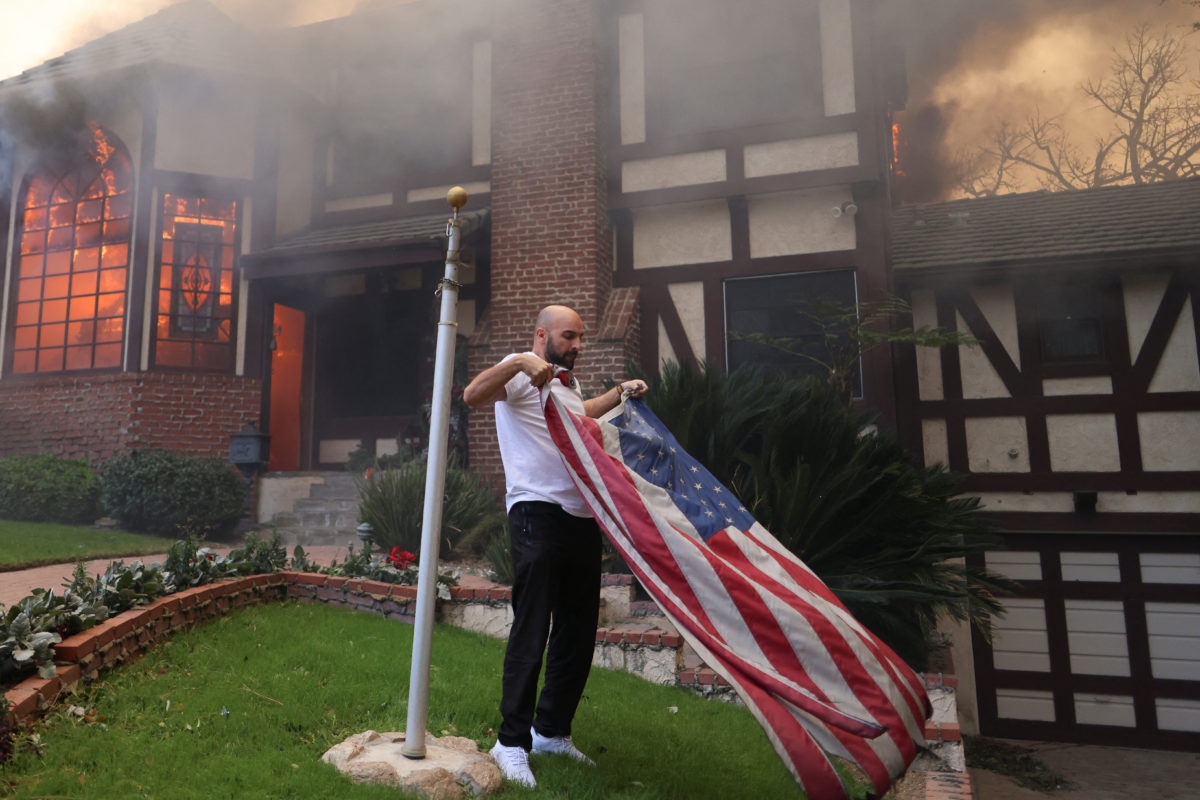 WATCH: Firefighters begin to slow wildfires while Los Angeles faces ...