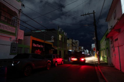 Puerto Ricans without electricity early on New Year's Eve