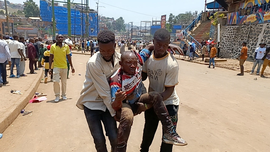 Wounded flood Congo hospital after rebel rally blasts in Bukavu