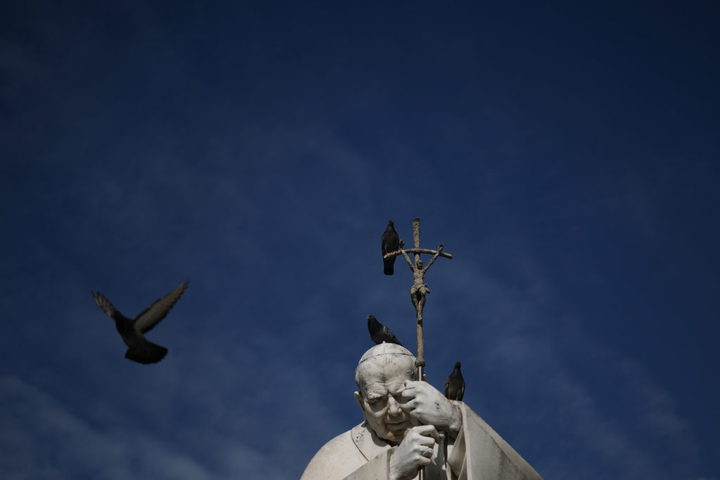 Pope Francis continues treatment at Gemelli Hospital in Rome