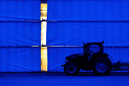 25 percent tariffs on Mexican and Canadian imports will start Tuesday, Trump says