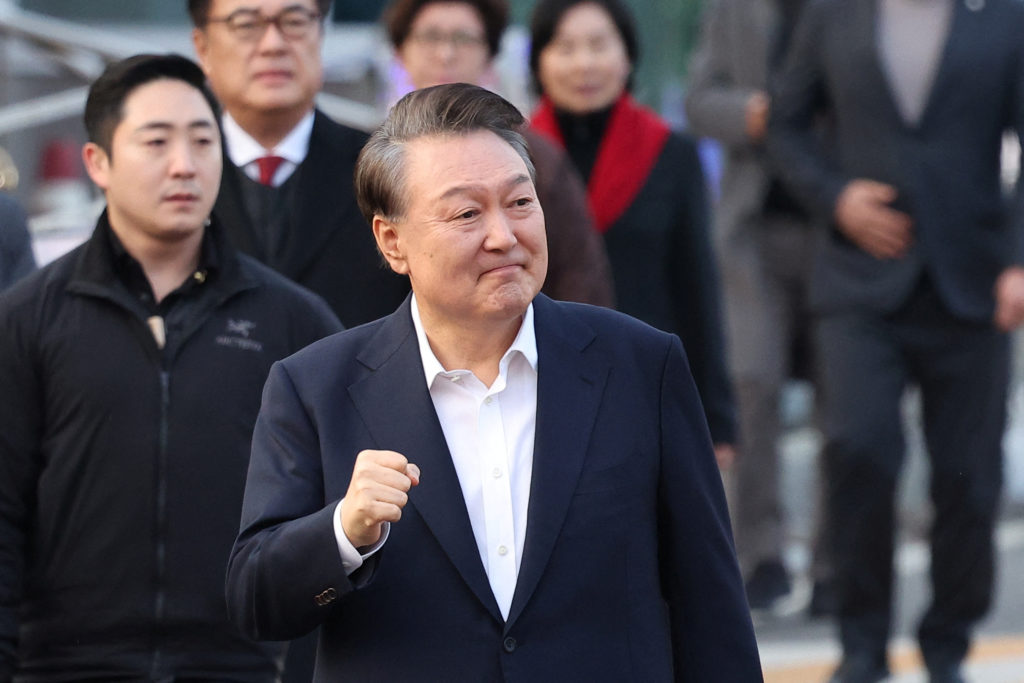 South Korea court paves way for impeached President Yoon's release from jail