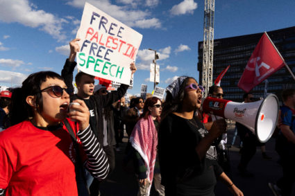 Rally in support of Columbia student Mahmoud Khalil is held near ASU in Phoenix
