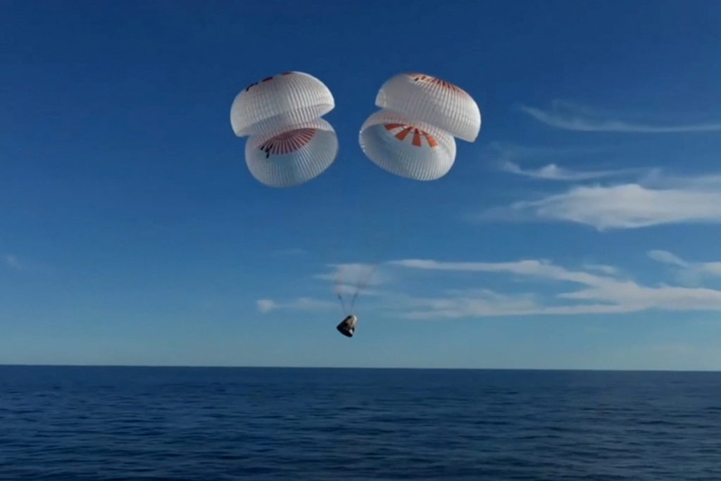 Astronauts Butch Wilmore and Suni Williams return to earth in a Crew Dragon capsule