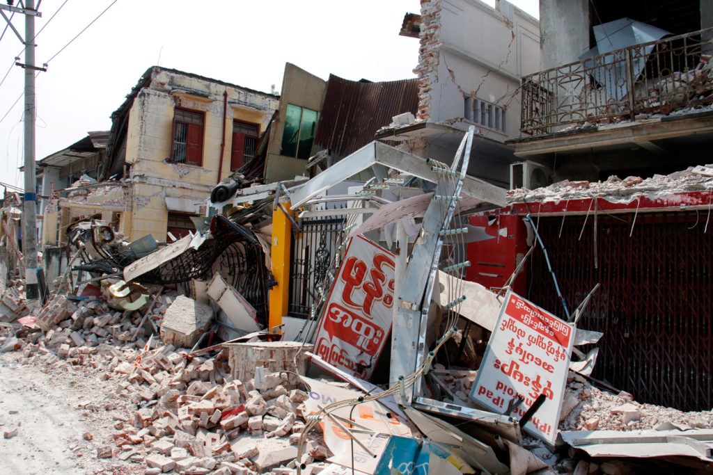 Aftermath of a strong earthquake, in Amarapura