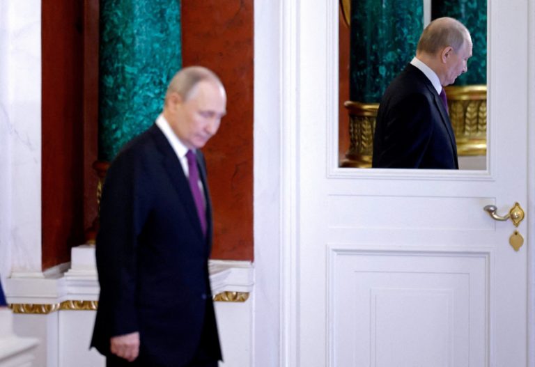 Russia's President Putin and Belarus' President Lukashenko meet in Moscow