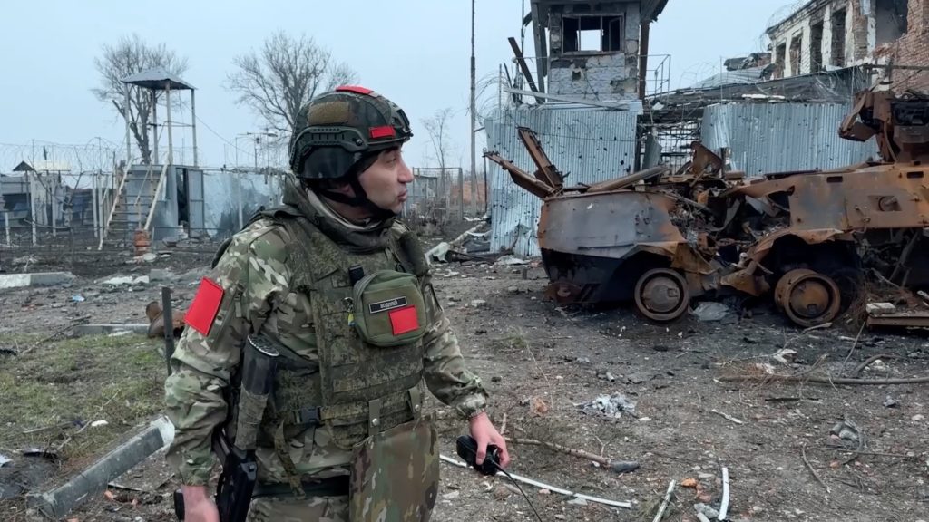 Russian troops advance in Kursk region