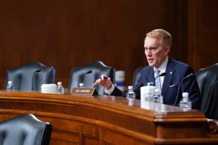 U.S. trade battle 'headed to a good spot long-term,' GOP Sen. Lankford says