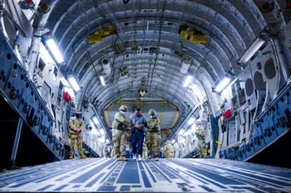 U.S. deports alleged members of the Tren de Aragua to be imprisoned in El Salvador