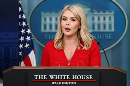 WATCH: White House holds news briefing ahead of Trump's deadline for imposing new tariffs