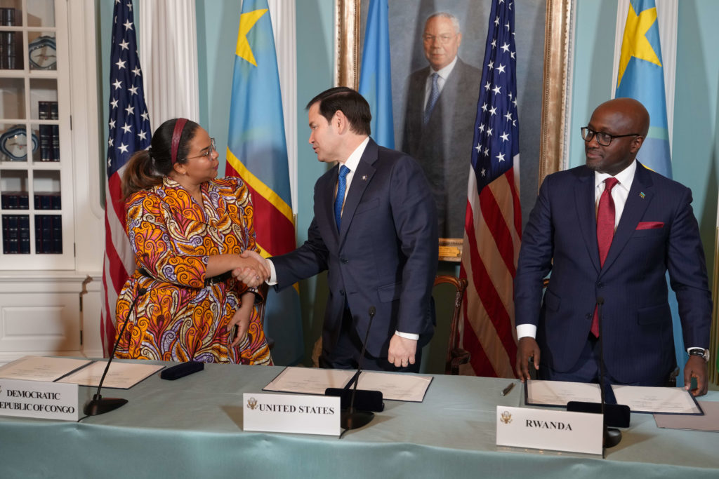 The United States Hosts Signing Of Declaration Of Principles Between The Government Of The Democratic Republic Of The Cong...