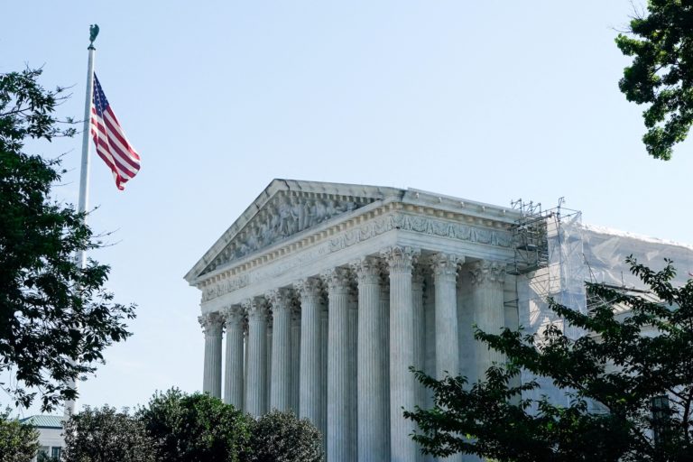 FILE PHOTO: U.S. Supreme Court in Washington
