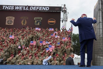 Trump visits Fort Bragg to mark U.S. Army anniversary