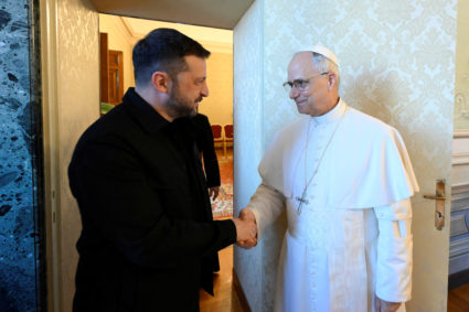 Ukraine's Zelenskyy meets with Pope Leo XIV. Both propose the Vatican as site for peace talks