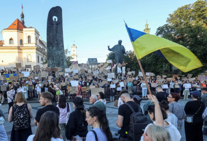 Protests sweep Ukraine after Zelenskyy signs new anti-corruption bill