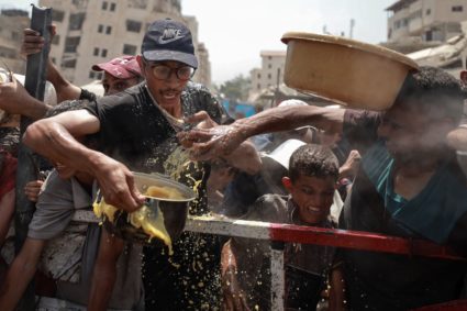 Trump urges Israel to allow food into Gaza as he sees 'real starvation' there