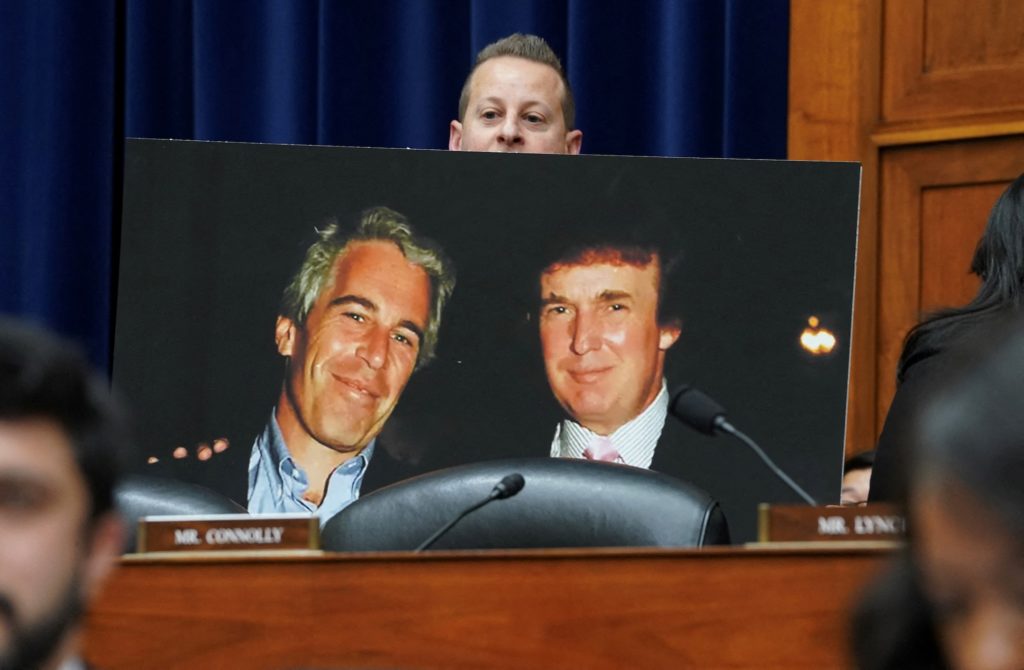 See the alleged Trump birthday note to Epstein, released by House Democrats