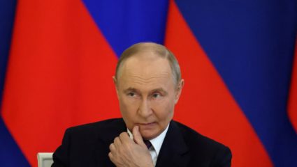 Russia's President Vladimir Putin and Laos' President Thongloun Sisoulith meet in Moscow