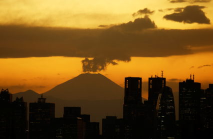 Japan uses AI-generated eruption of Mount Fuji to prepare for worst-case scenario