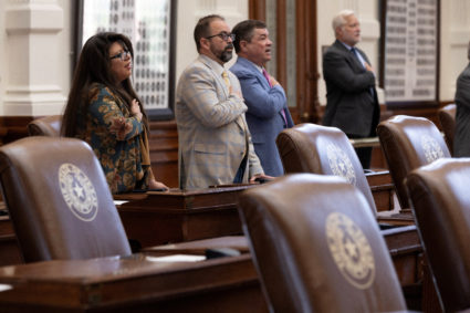 Democratic lawmakers in Texas leave the state in redistricting battle