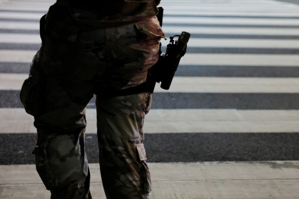 National Guard troops in Washington are now carrying firearms ...