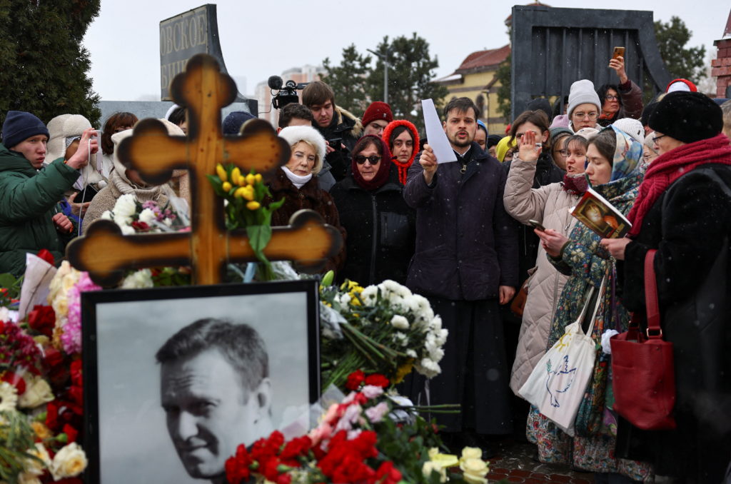 People mark first anniversary of Russian opposition leader Navalny's death at Moscow cemetery