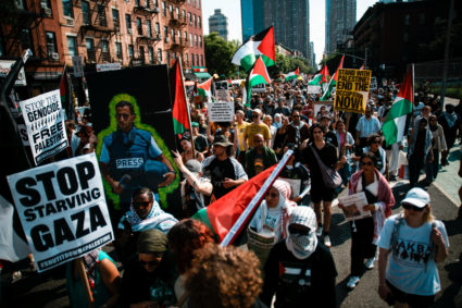 "Stop starving Gaza" march in New York City