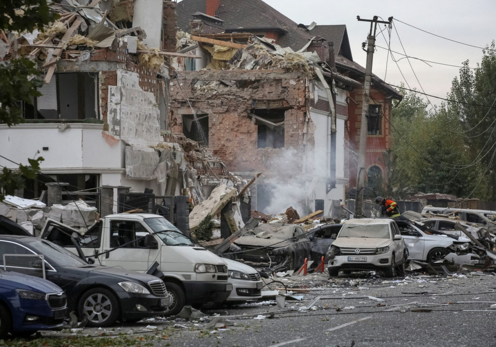 Russian missile and drone strike in Kyiv
