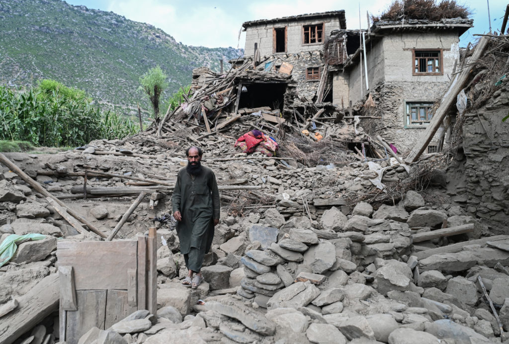 TOPSHOT-AFGHANISTAN-EARTHQUAKE