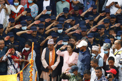 The wife, family members and Nepal Police pay their final