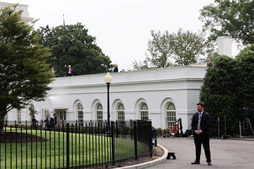 9 things to know about the 0 million ballroom Trump is adding to the White House