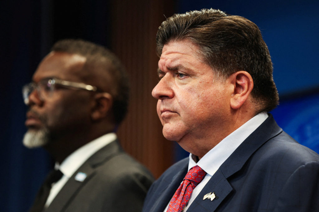 Trump calls for jailing Illinois governor and Chicago mayor