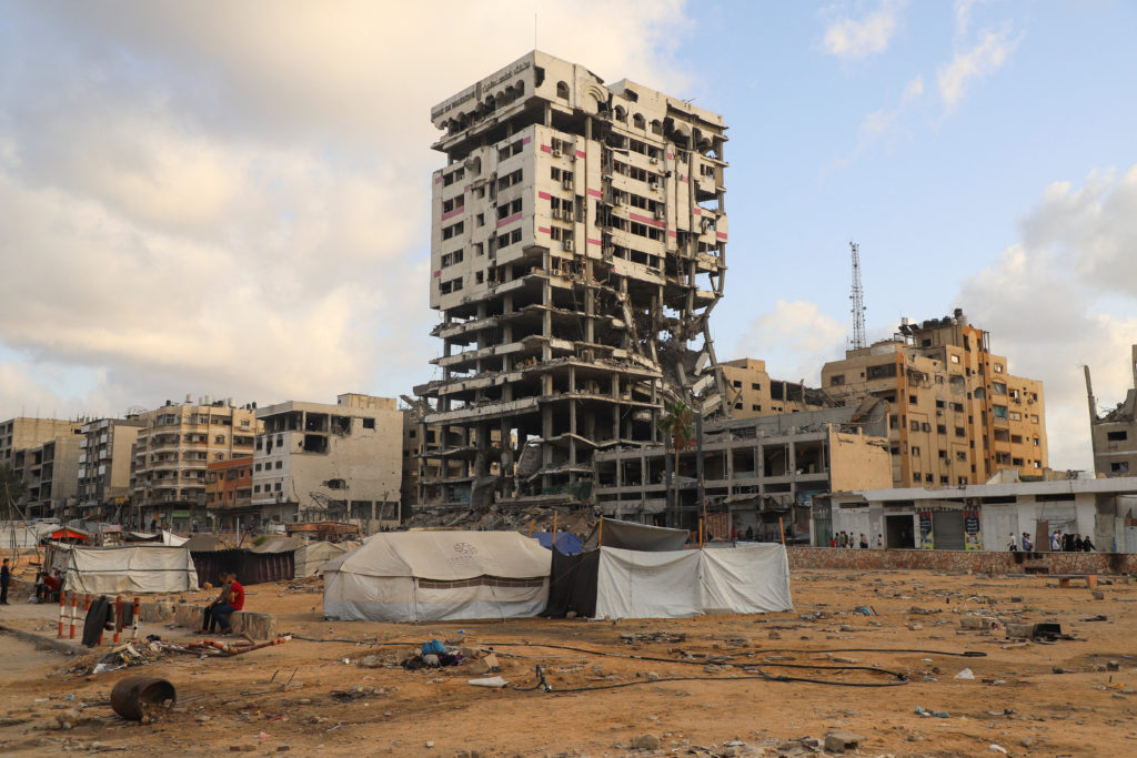 Israeli and Hamas negotiators prepare for indirect talks in Egypt ahead of possible ceasefire