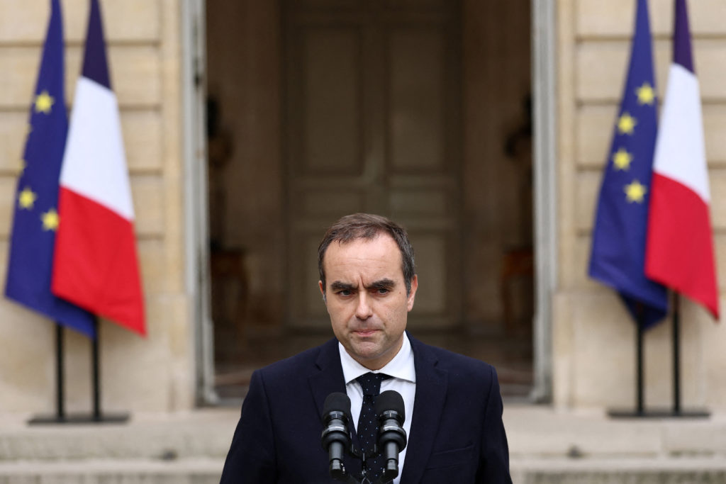 France’s new prime minister resigns hours after naming government, plunging France further into political chaos