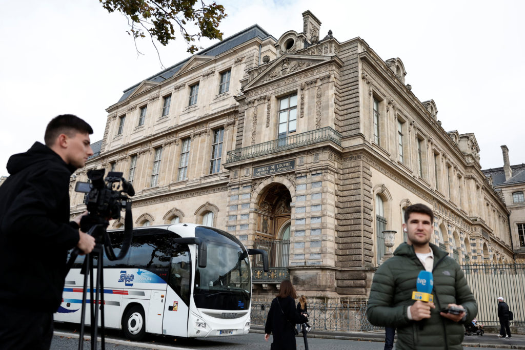 The Louvre Museum remains closed on day after robbery