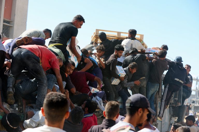 Ceasefire between Israel and Hamas goes into effect