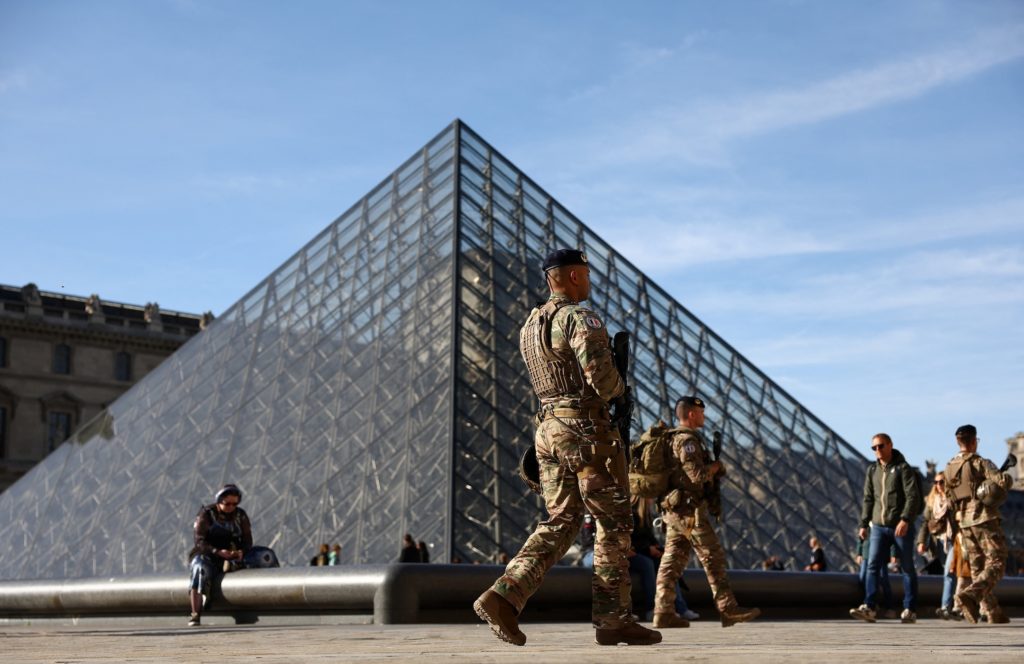 French police make more arrests in Louvre heist investigation