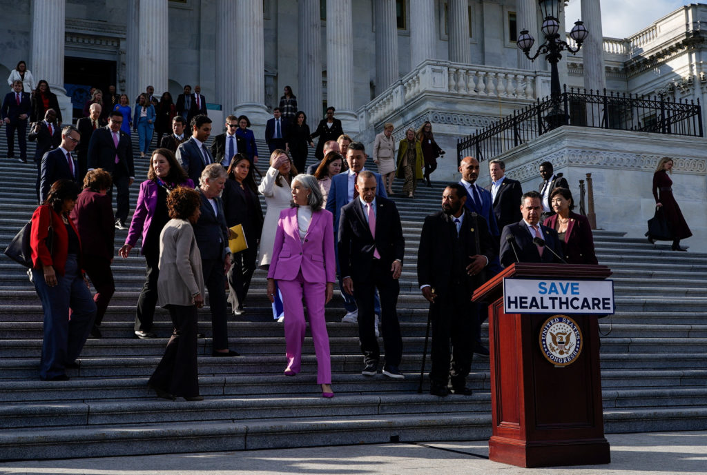 U.S. House of Representatives return to Washington for vote on shutdown