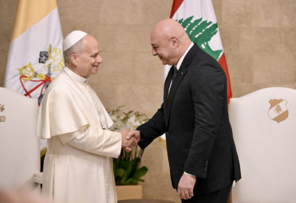 Pope calls on Lebanese leaders to be true peacemakers as he seeks to bring message of hope